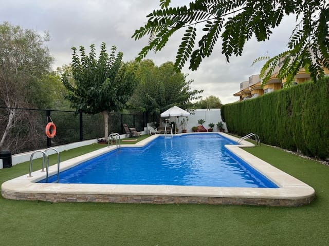 3 soveværelse Rækkehus til salg i Los Altos med swimmingpool - € 199.900 (Ref: 9191772)