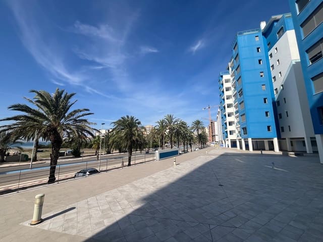 2 bedroom Apartment for sale in La Manga del Mar Menor with pool garage - € 184,900 (Ref: 9357645)