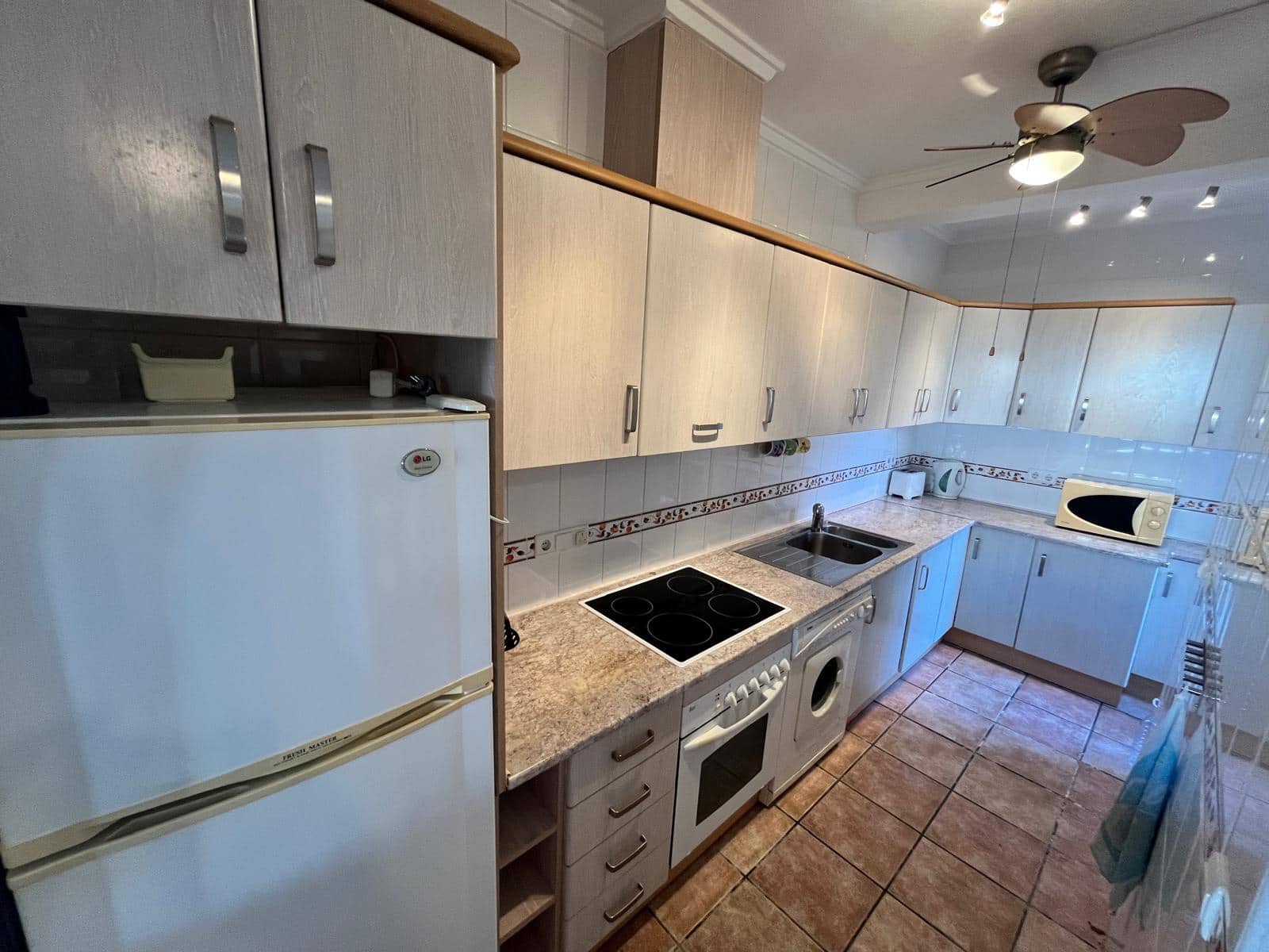 3 sypialnia Willa na sprzedaż w Playa Flamenca z basenem garażem - 237 000 € (Ref: 9628413)