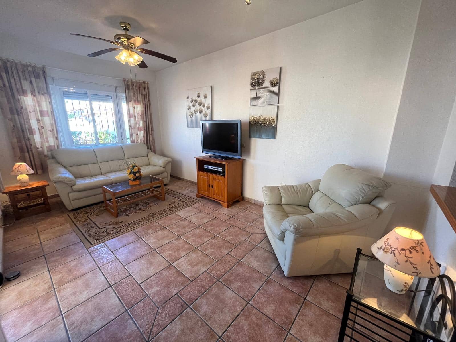 Chalet de 3 habitaciones en Playa Flamenca en venta con piscina garaje - 237.000 € (Ref: 9628413)