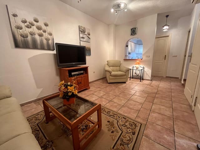 3 makuuhuone Huvila myytävänä paikassa Playa Flamenca, Orihuela mukana uima-altaan 
autotalli - 237 000 € (Ref: 9628413)