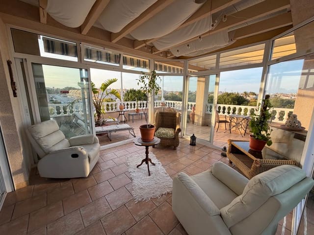 2 makuuhuone Kattohuoneisto myytävänä paikassa Playa Flamenca, Orihuela mukana uima-altaan - 319 900 € (Ref: 9789769)