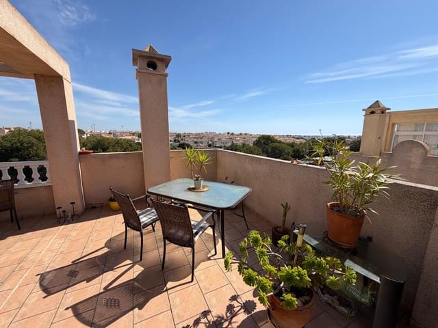 2 makuuhuone Kattohuoneisto myytävänä paikassa Playa Flamenca, Orihuela mukana uima-altaan - 319 900 € (Ref: 9789769)