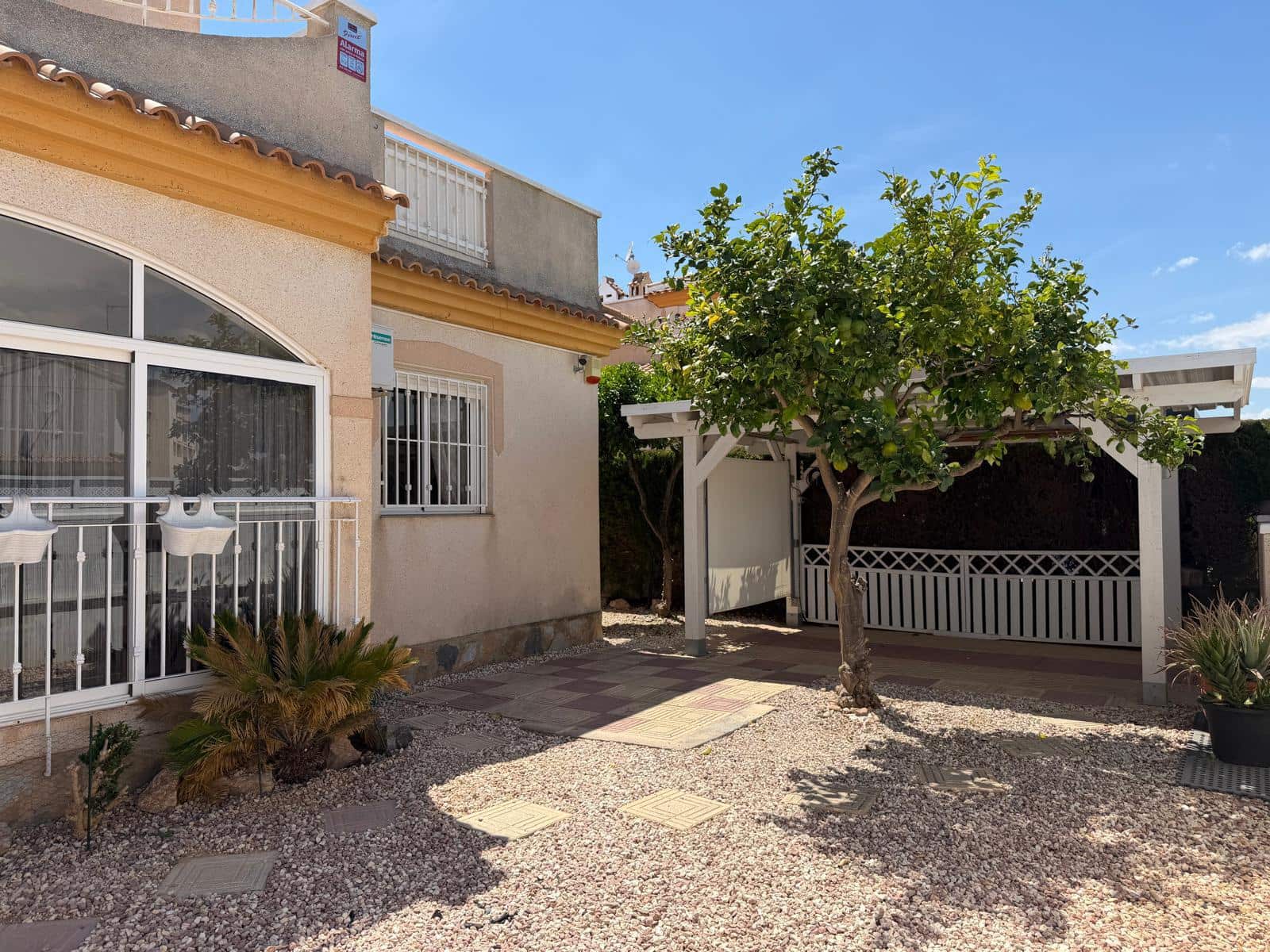 3 bedroom Terraced Villa for sale in Playa Flamenca with pool garage - € 209,000 (Ref: 9823204)