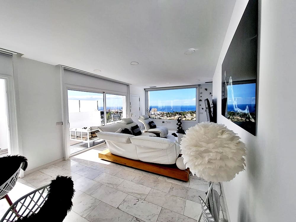 3 slaapkamer Villa te koop in Costa Adeje met zwembad garage - € 1.490.000 (Ref: 10034274)