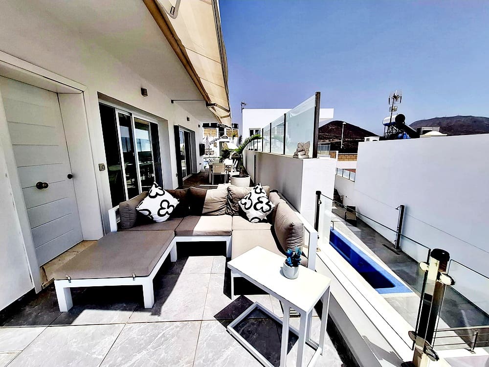 3 slaapkamer Villa te koop in Costa Adeje met zwembad garage - € 1.490.000 (Ref: 10034274)