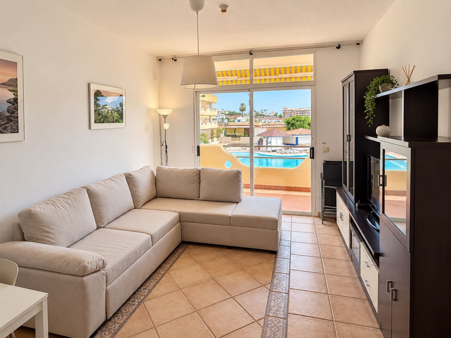 1 sovrum Lägenhet till salu i Playa Paraiso med pool - 217 000 € (Ref: 10095621)
