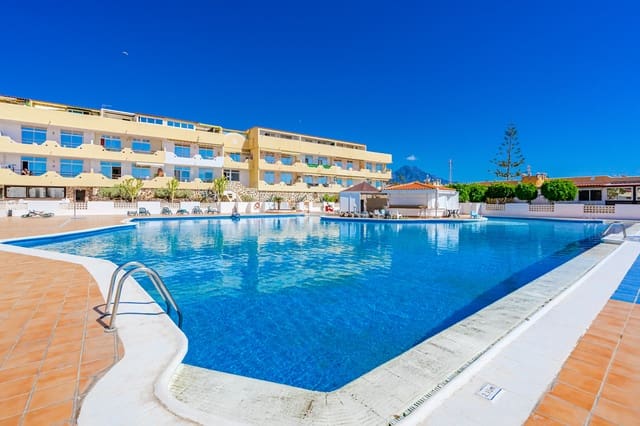 1 makuuhuone Huoneisto myytävänä paikassa Playa Paraiso, Adeje mukana uima-altaan - 217 000 € (Ref: 10095621)
