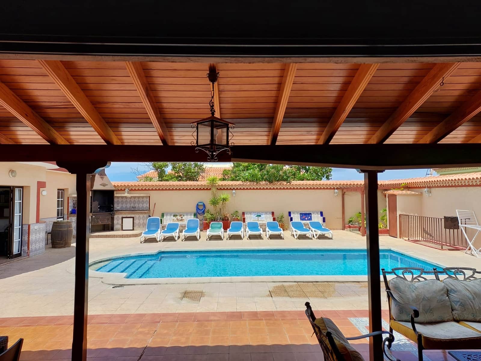 9 soveværelse Villa til salg i Las Rosas (Las Galletas) med swimmingpool garage - € 1.350.000 (Ref: 6528177)