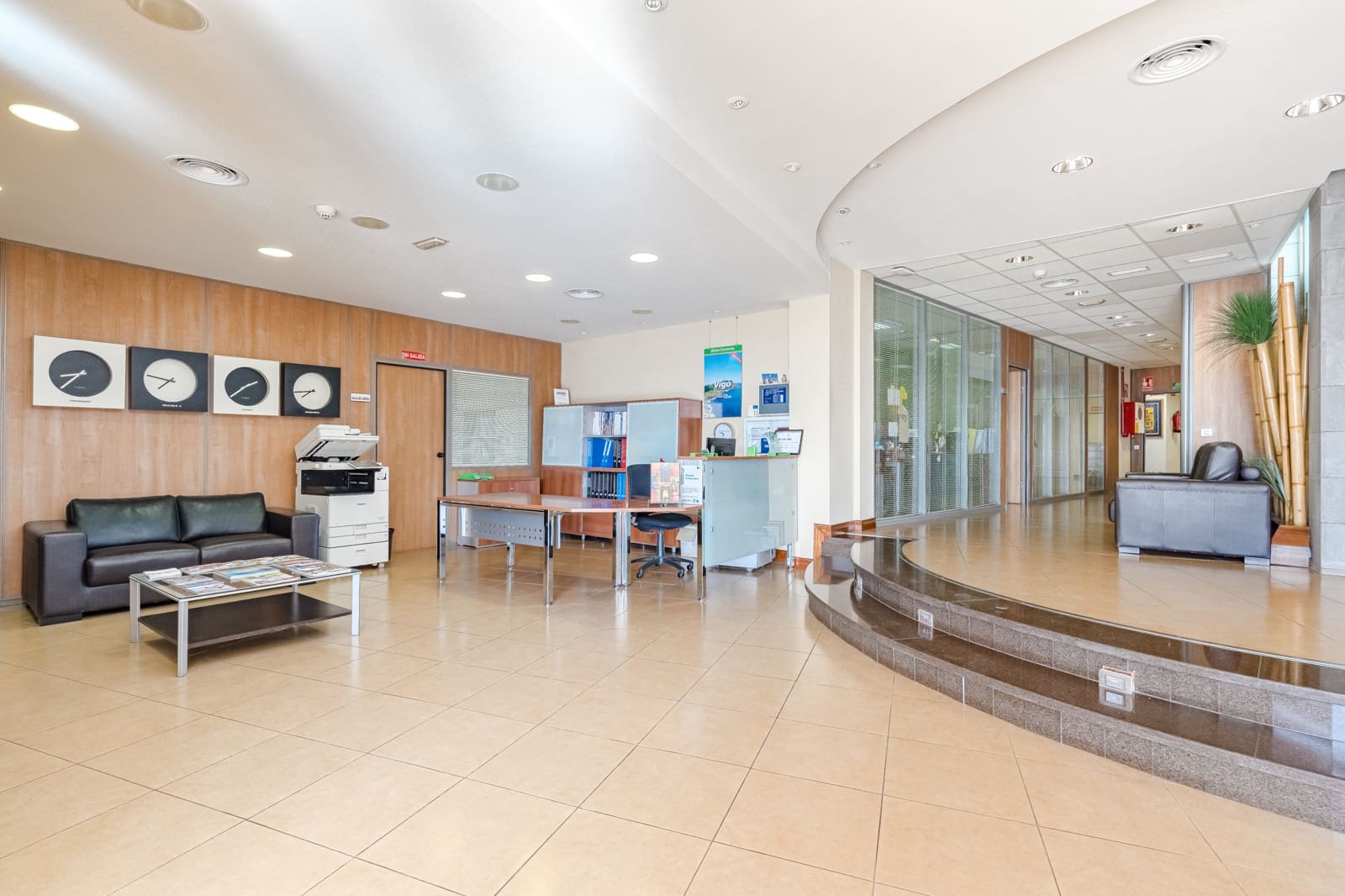 Kontor til salg i San Eugenio med garage - € 1.100.000 (Ref: 7462344)