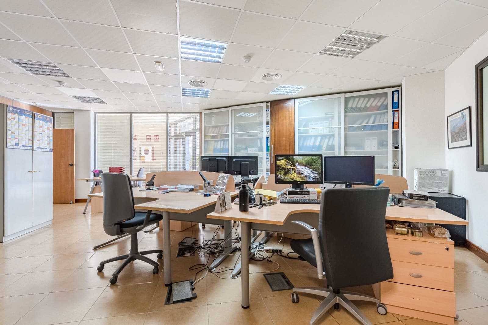 Kontor til salg i San Eugenio med garage - € 1.100.000 (Ref: 7462344)