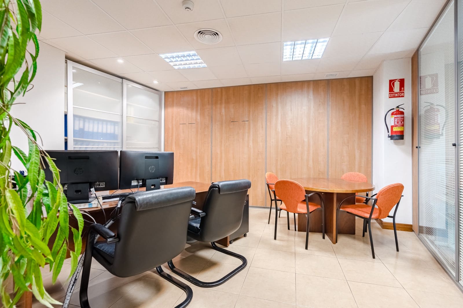 Kontor til salg i San Eugenio med garage - € 1.100.000 (Ref: 7462344)