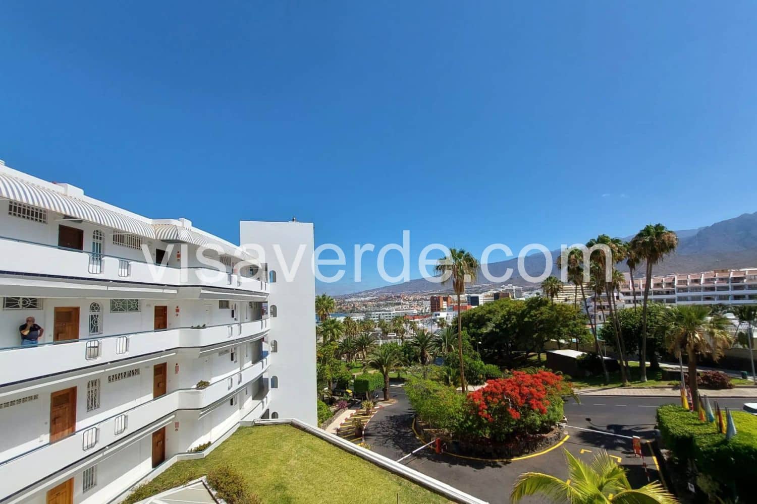 1 soveværelse Lejlighed til salg i Costa Adeje med swimmingpool garage - € 310.000 (Ref: 8390051)