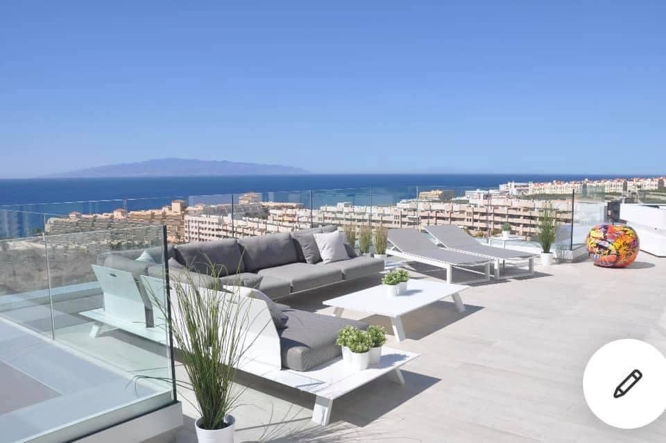 2 sypialnia Apartament na sprzedaż w Costa Adeje z basenem garażem - 1 600 000 € (Ref: 8782123)