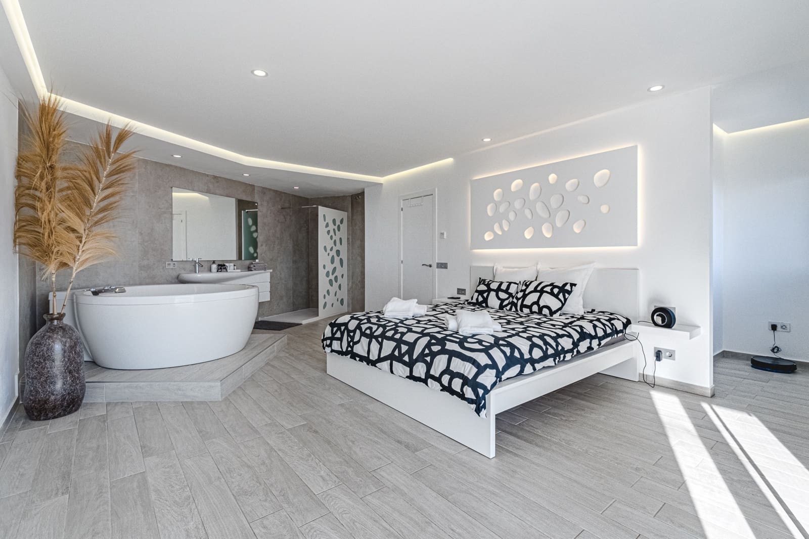 2 sypialnia Apartament na sprzedaż w Costa Adeje z basenem garażem - 1 600 000 € (Ref: 8782123)