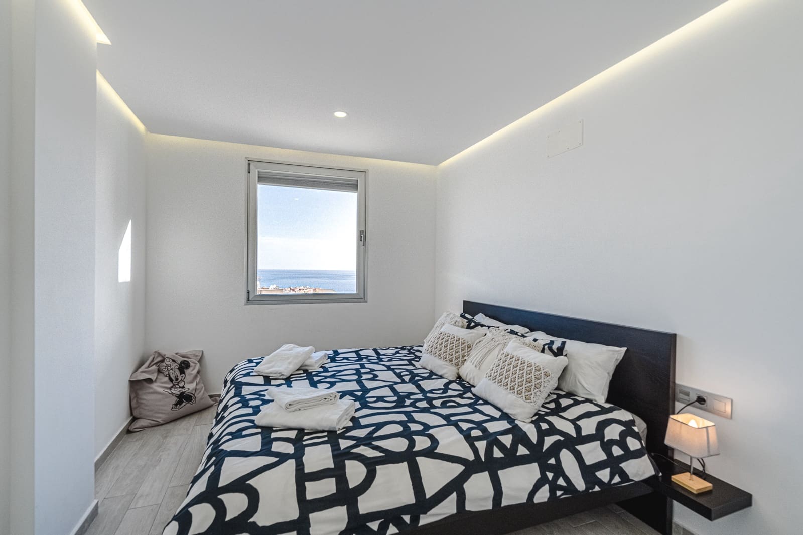 2 sypialnia Apartament na sprzedaż w Costa Adeje z basenem garażem - 1 600 000 € (Ref: 8782123)