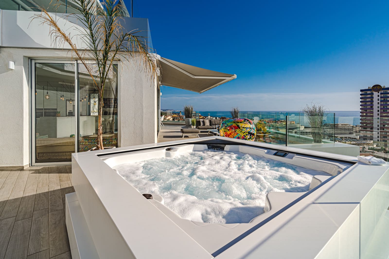 2 sypialnia Apartament na sprzedaż w Costa Adeje z basenem garażem - 1 600 000 € (Ref: 8782123)