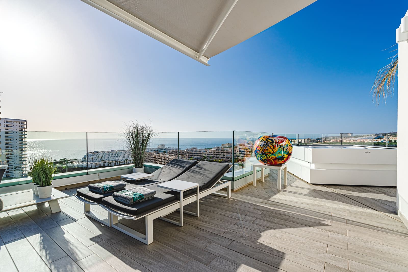 2 sypialnia Apartament na sprzedaż w Costa Adeje z basenem garażem - 1 600 000 € (Ref: 8782123)