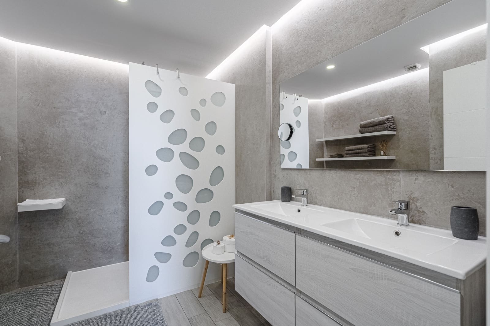 2 sypialnia Apartament na sprzedaż w Costa Adeje z basenem garażem - 1 600 000 € (Ref: 8782123)