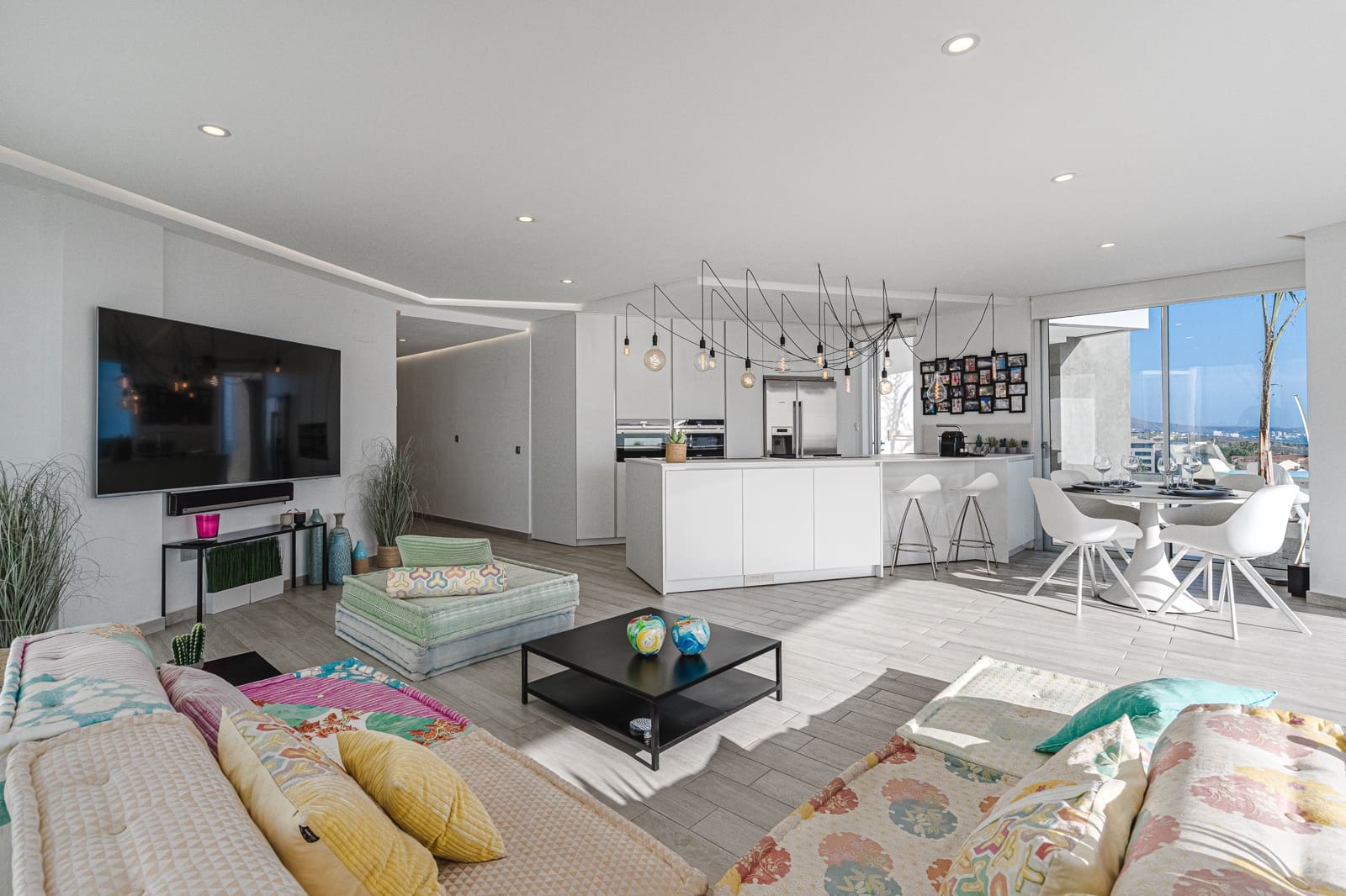 2 sypialnia Apartament na sprzedaż w Costa Adeje z basenem garażem - 1 600 000 € (Ref: 8782123)