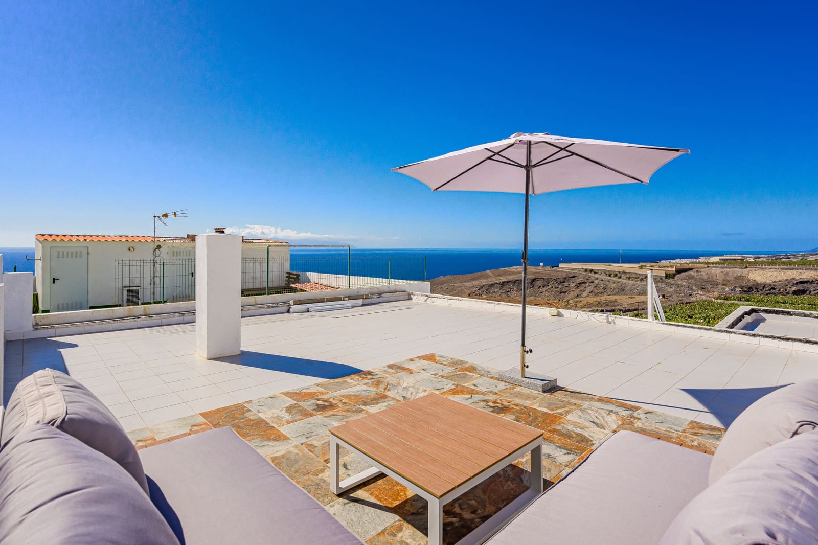 3 soverom Hus til salgs i Adeje med svømmebasseng - € 689 000 (Ref: 8829964)