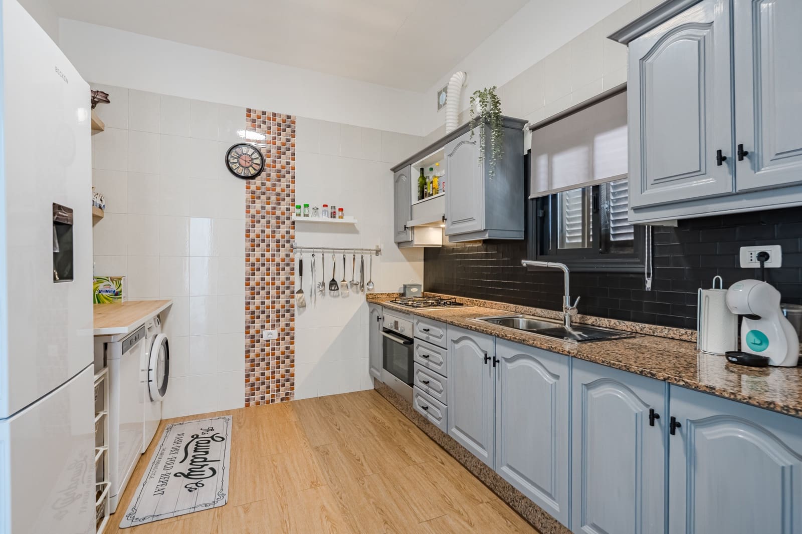 3 soverom Hus til salgs i Adeje med svømmebasseng - € 689 000 (Ref: 8829964)