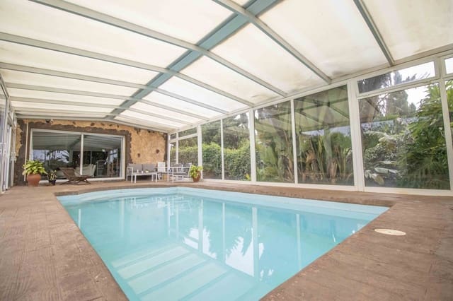 4 sovrum Finca/Hus på landet till salu i El Rosario med garage - 750 000 € (Ref: 8904631)