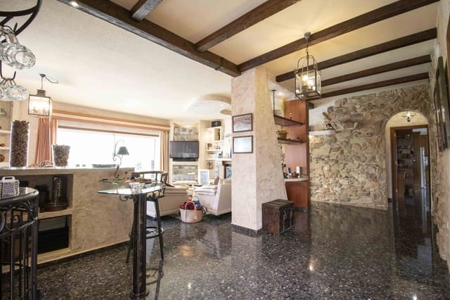 4 sovrum Finca/Hus på landet till salu i El Rosario med garage - 750 000 € (Ref: 8904631)