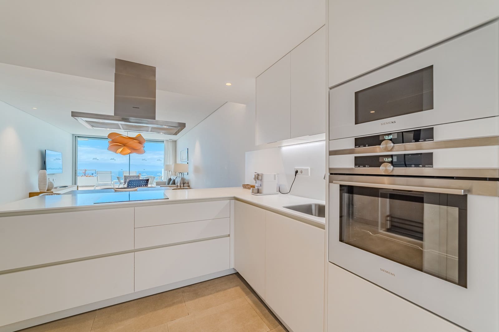 2 soveværelse Penthouse til salg i Guia de Isora med swimmingpool garage - € 1.095.000 (Ref: 8925288)