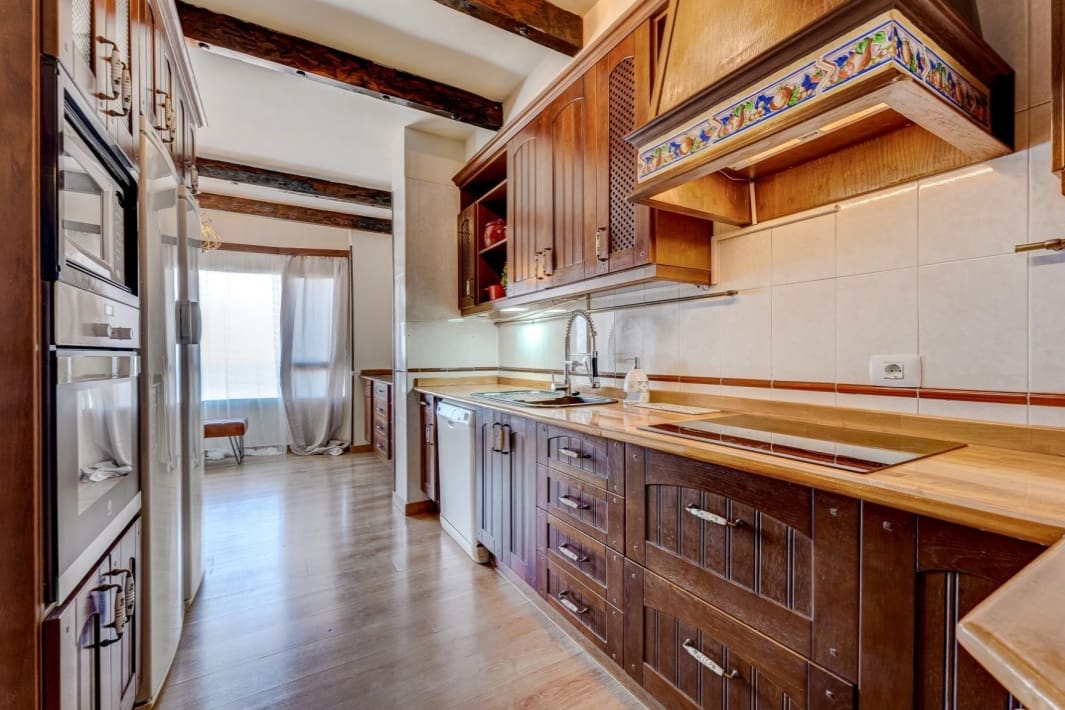 4 sypialnia Willa na sprzedaż w El Sauzal z basenem garażem - 900 000 € (Ref: 8936281)