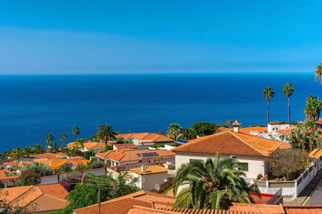 4 slaapkamer Villa te koop in El Sauzal met zwembad garage - € 900.000 (Ref: 8936281)