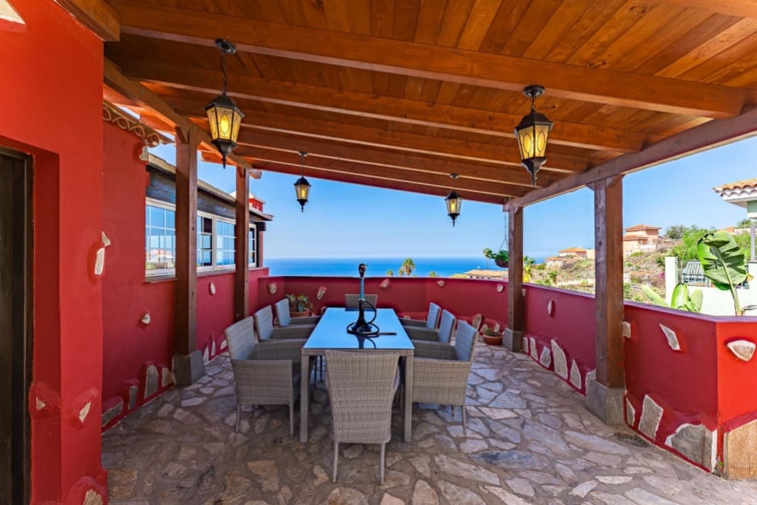 4 sypialnia Willa na sprzedaż w El Sauzal z basenem garażem - 900 000 € (Ref: 8936281)