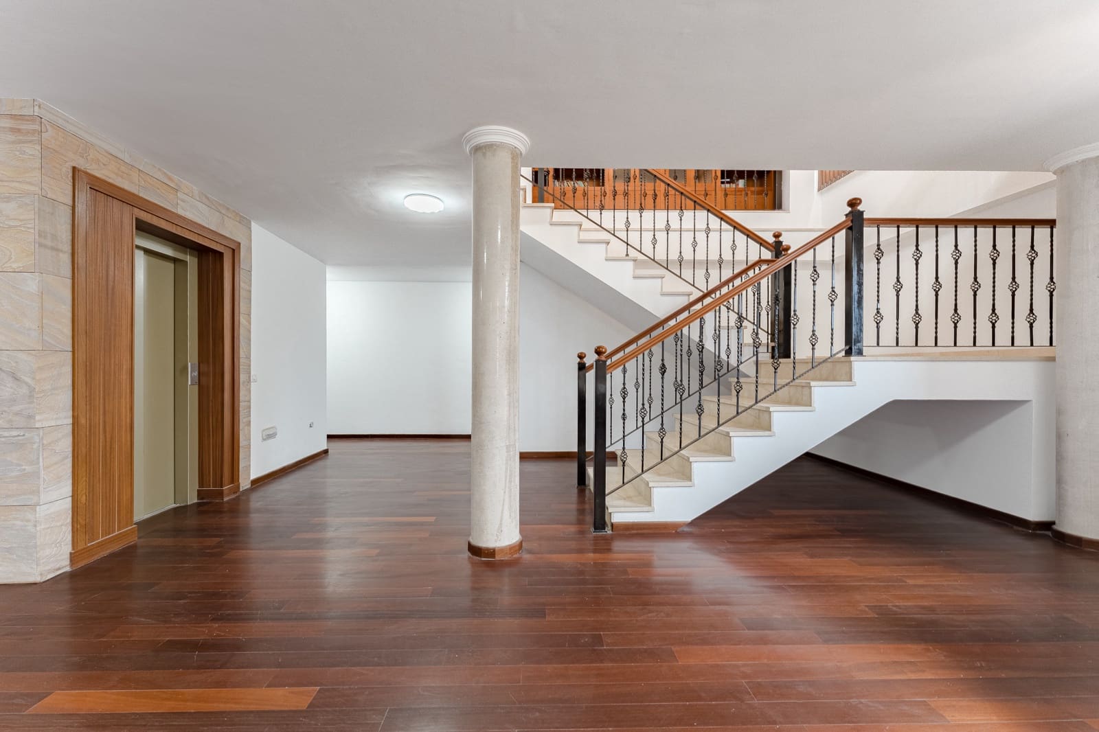 6 soveværelse Villa til salg i El Sauzal med garage - € 2.800.000 (Ref: 8952287)