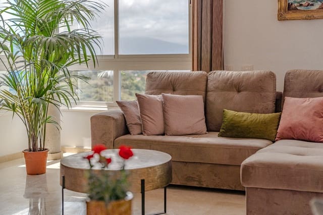 6 slaapkamer Villa te koop in El Sauzal met garage - € 2.800.000 (Ref: 8952287)