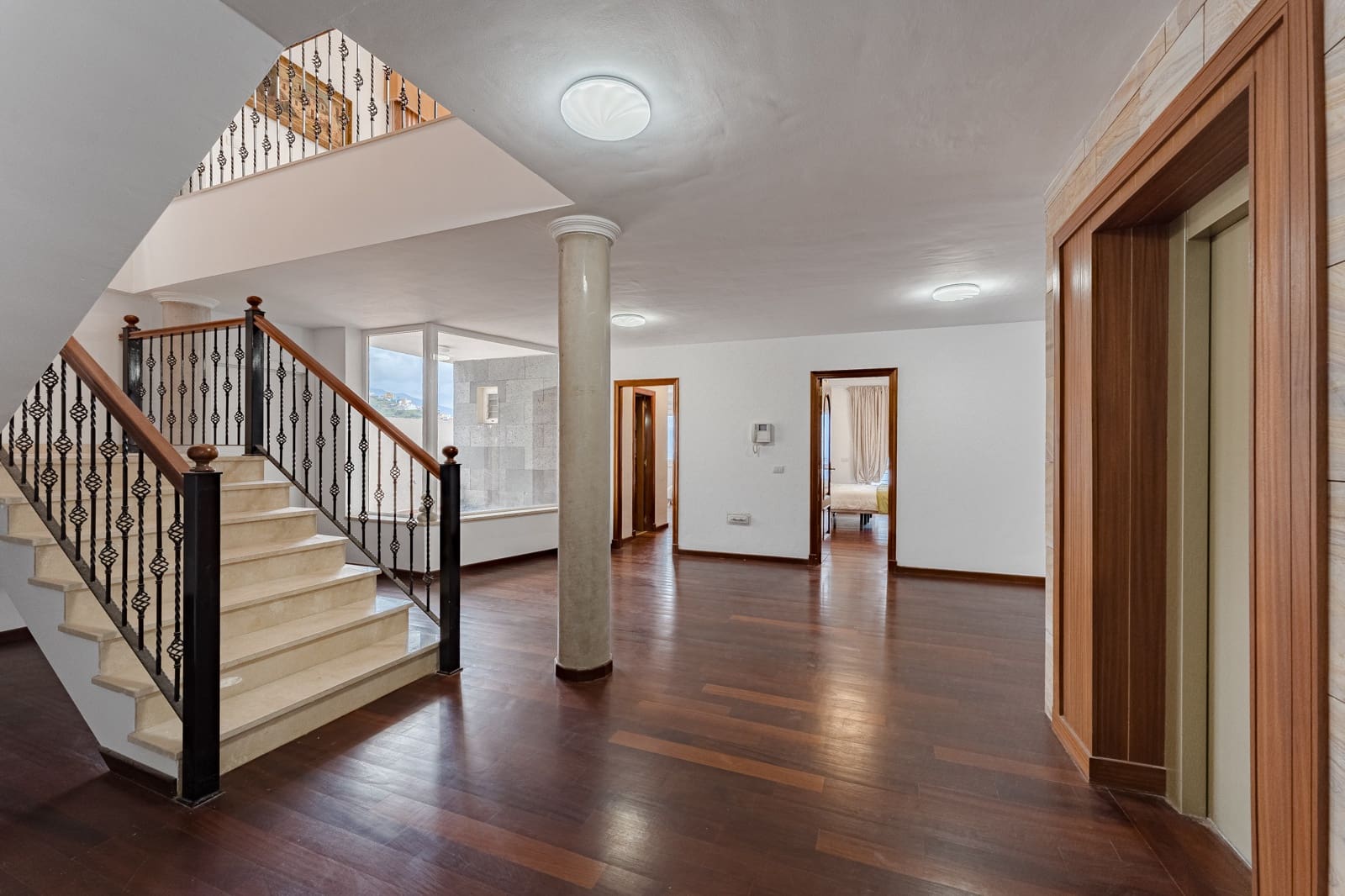 6 soveværelse Villa til salg i El Sauzal med garage - € 2.800.000 (Ref: 8952287)