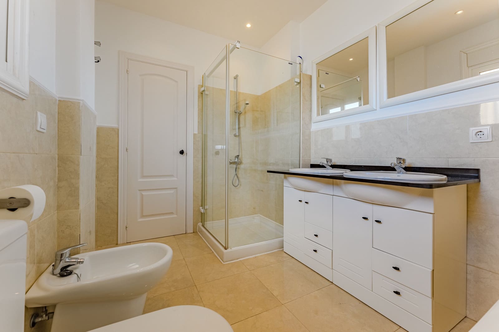 3 soverom Leilighet til salgs i Costa Adeje med svømmebasseng garasje - € 695 000 (Ref: 9013118)