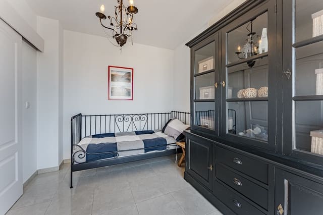 3 sovrum Lägenhet till salu i San Eugenio Alto, Adeje med pool garage - 695 000 € (Ref: 9013118)