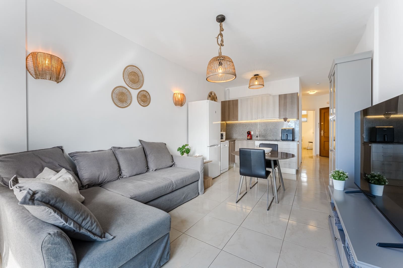 1 soverom Leilighet til salgs i Playa Paraiso med svømmebasseng - € 274 000 (Ref: 9267764)