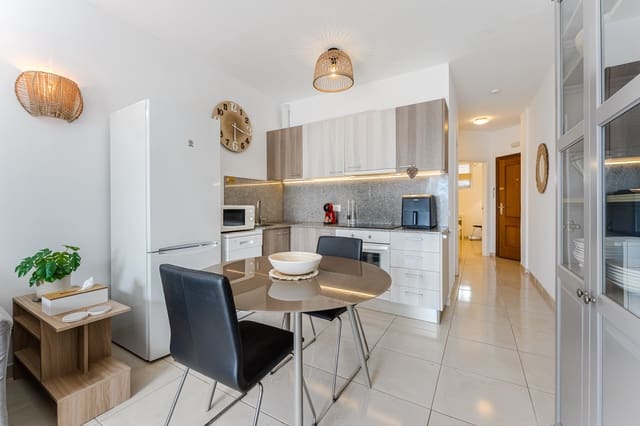 1 soverom Leilighet til salgs i Playa Paraiso, Adeje med svømmebasseng - € 274 000 (Ref: 9267764)