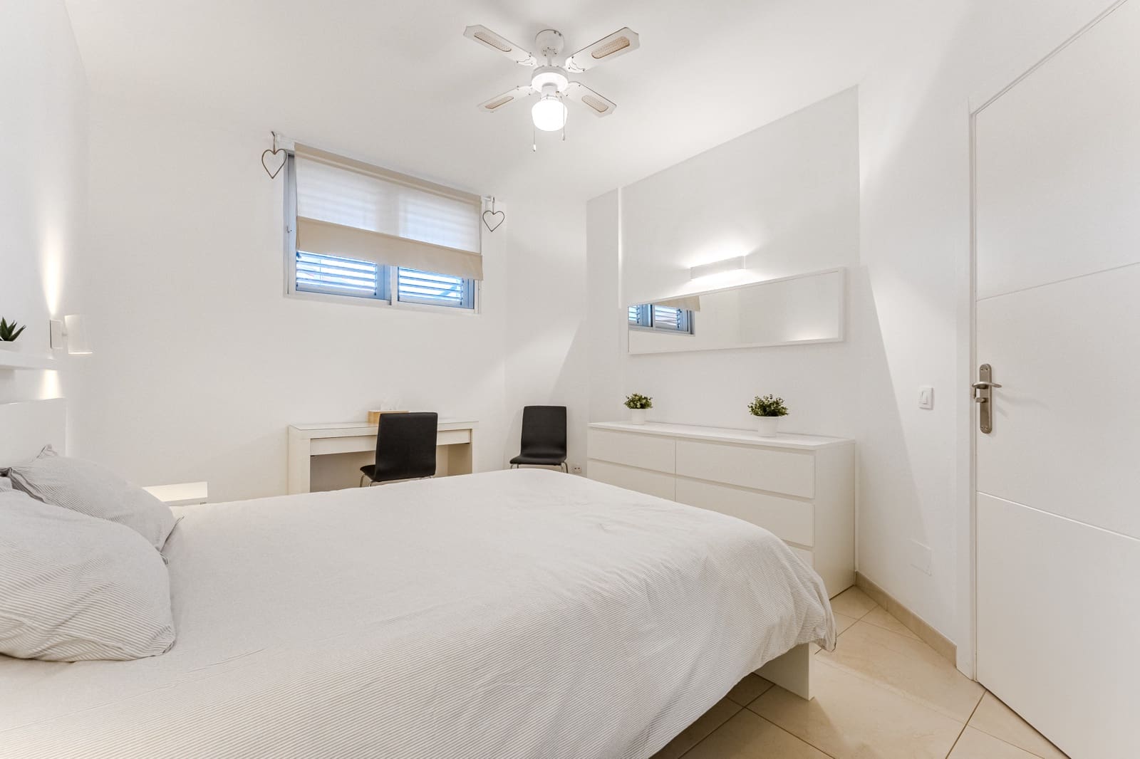 1 soverom Leilighet til salgs i Playa Paraiso med svømmebasseng - € 274 000 (Ref: 9267764)