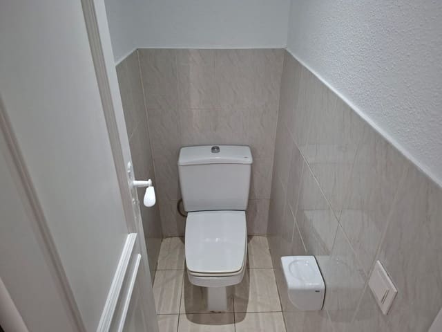 1 slaapkamer Appartement te koop in Playa Paraiso, Adeje met zwembad - € 263.000 (Ref: 9438398)