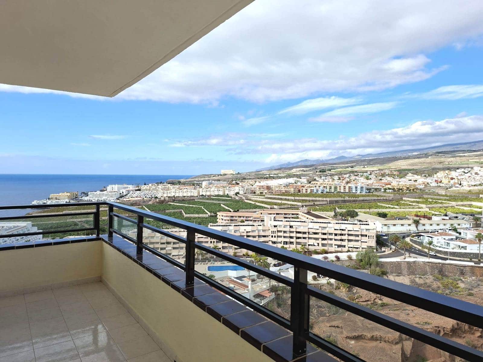 1 bedroom Apartment for sale in Playa Paraiso with pool - € 263,000 (Ref: 9438398)