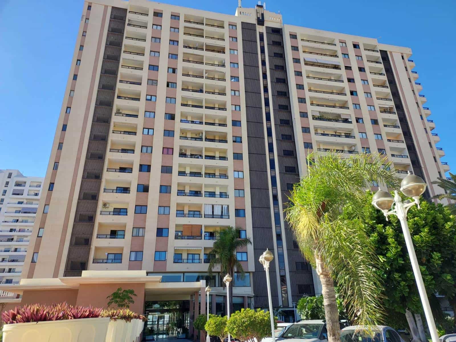 1 bedroom Apartment for sale in Playa Paraiso with pool - € 263,000 (Ref: 9438398)