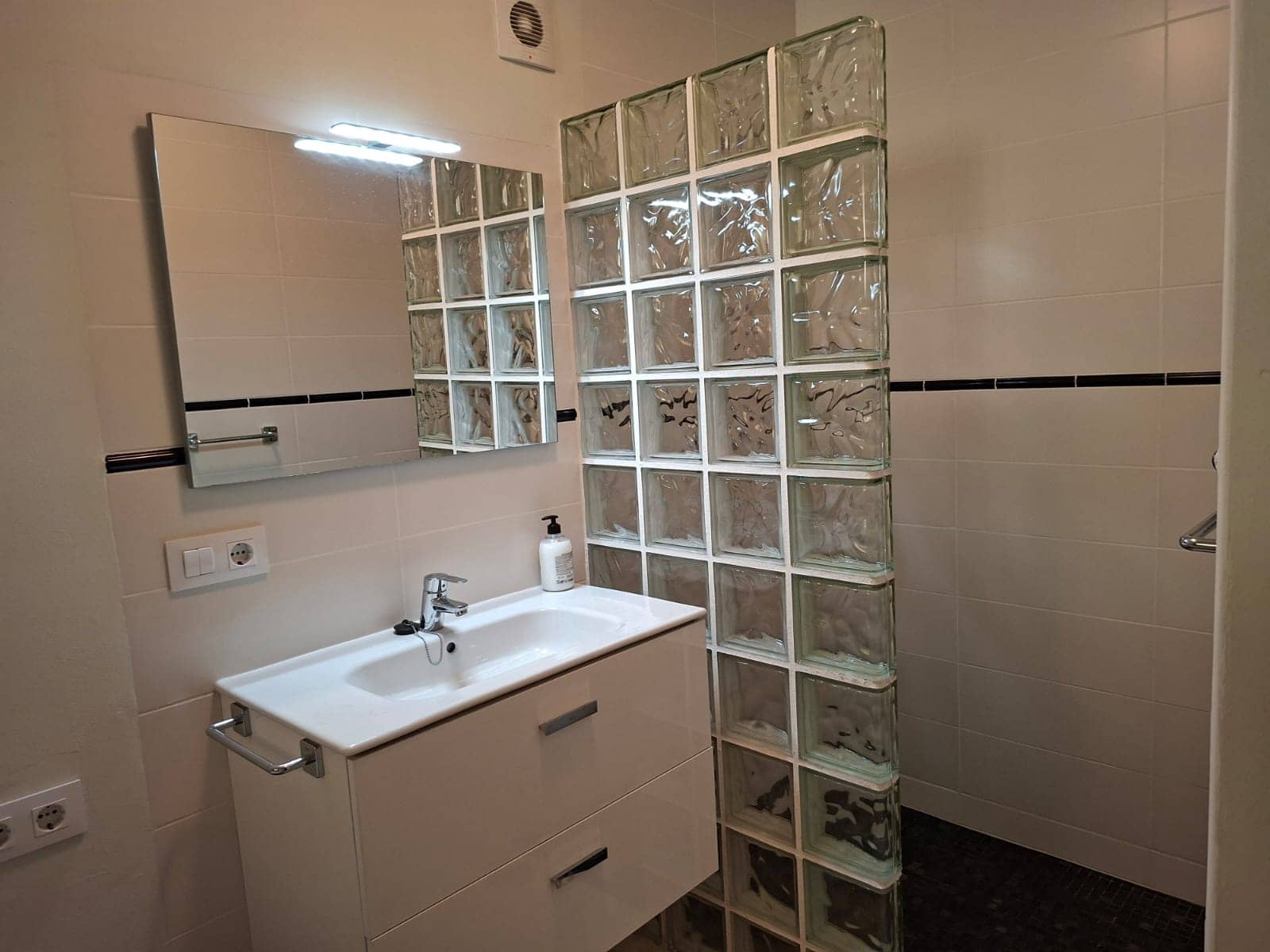 3 quarto Apartamento para venda em Los Cristianos com piscina garagem - 550 000 € (Ref: 9467603)