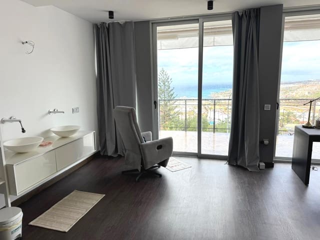 4 bedroom Townhouse for sale in San Eugenio Alto, Adeje with garage - € 988,000 (Ref: 9506552)