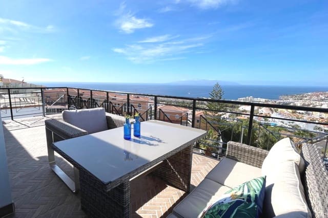 4 bedroom Townhouse for sale in San Eugenio Alto, Adeje with garage - € 988,000 (Ref: 9506552)