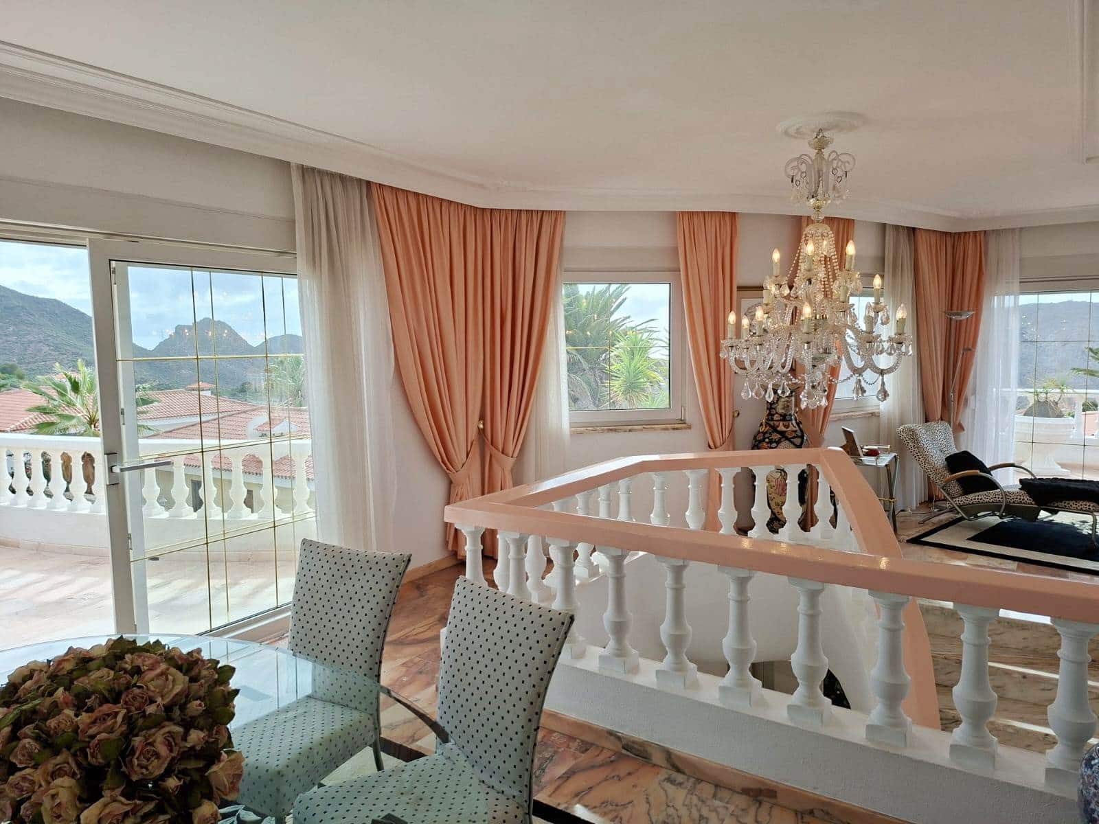 Chalet de 3 habitaciones en Chayofa en venta con piscina garaje - 900.000 € (Ref: 9674740)