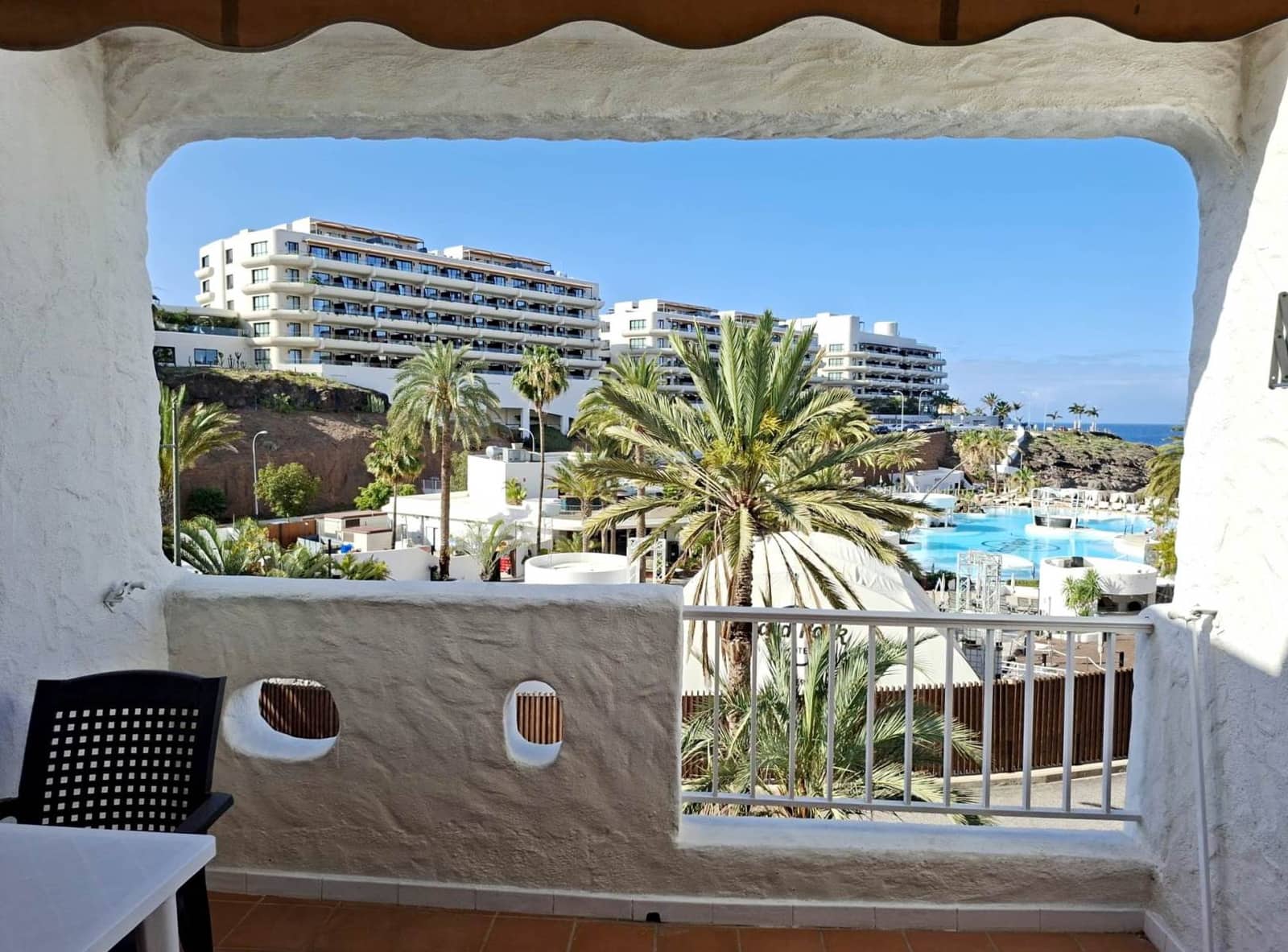 1 slaapkamer Appartement te koop in Playa Paraiso met zwembad - € 260.000 (Ref: 9789670)