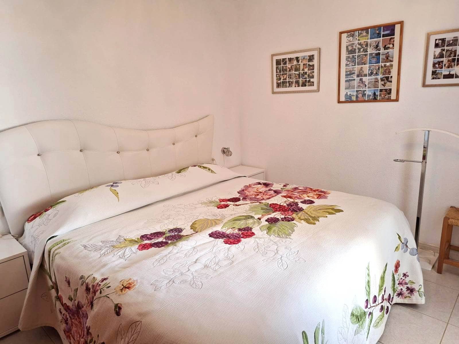2 bedroom Apartment for sale in Los Cristianos with pool garage - € 495,000 (Ref: 9832109)