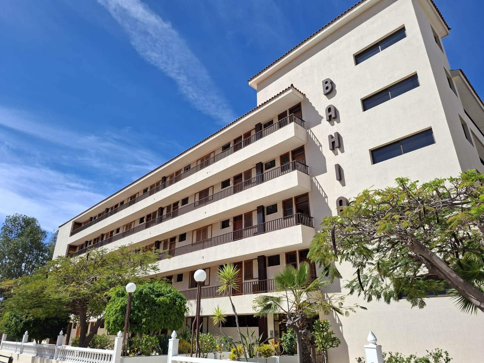 2 bedroom Apartment for sale in Los Cristianos with pool garage - € 495,000 (Ref: 9832109)